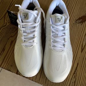 NIB, White Varsity Cheer Shoes, Sz 8.5 ladies